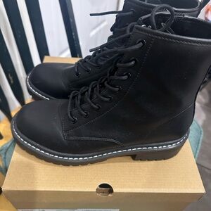 Sleek Black Combat Boots for Women